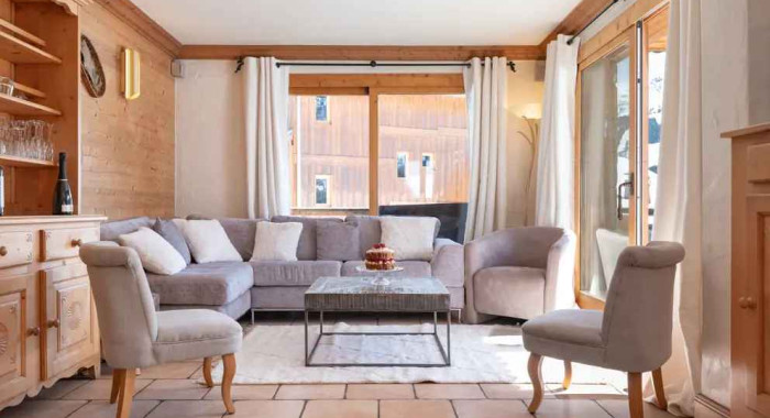 Chalet Oxalys, Meribel ski chalet, image 2